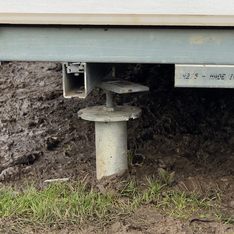 Pieu de 1120 mm avec hélice en acier galvanisé pour sol meuble